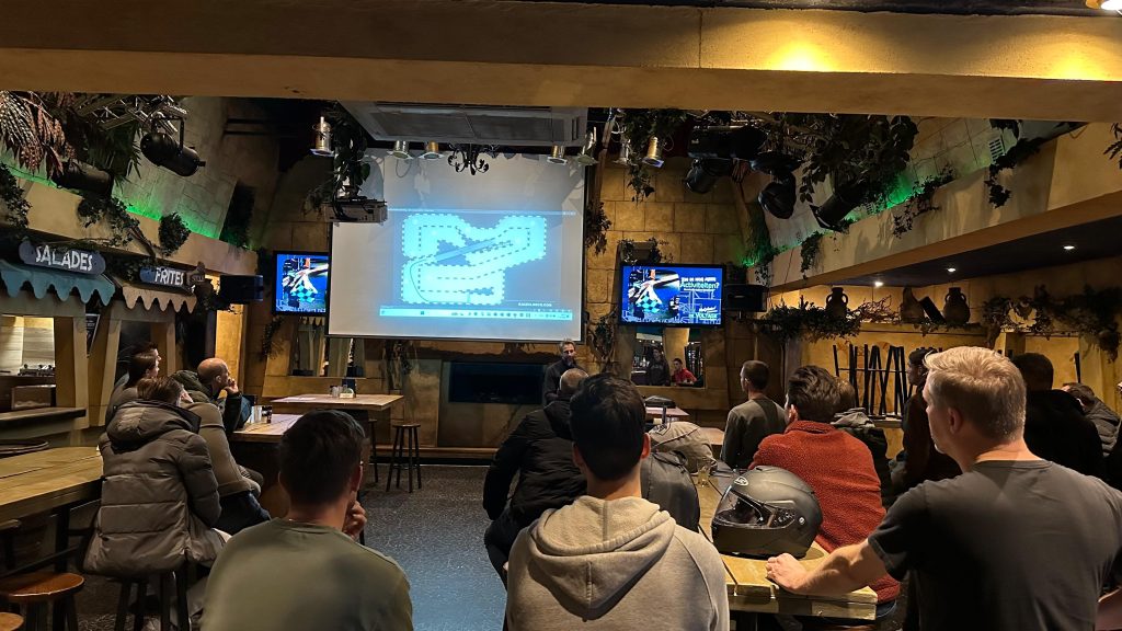 Voltage Kartbaan Theorie